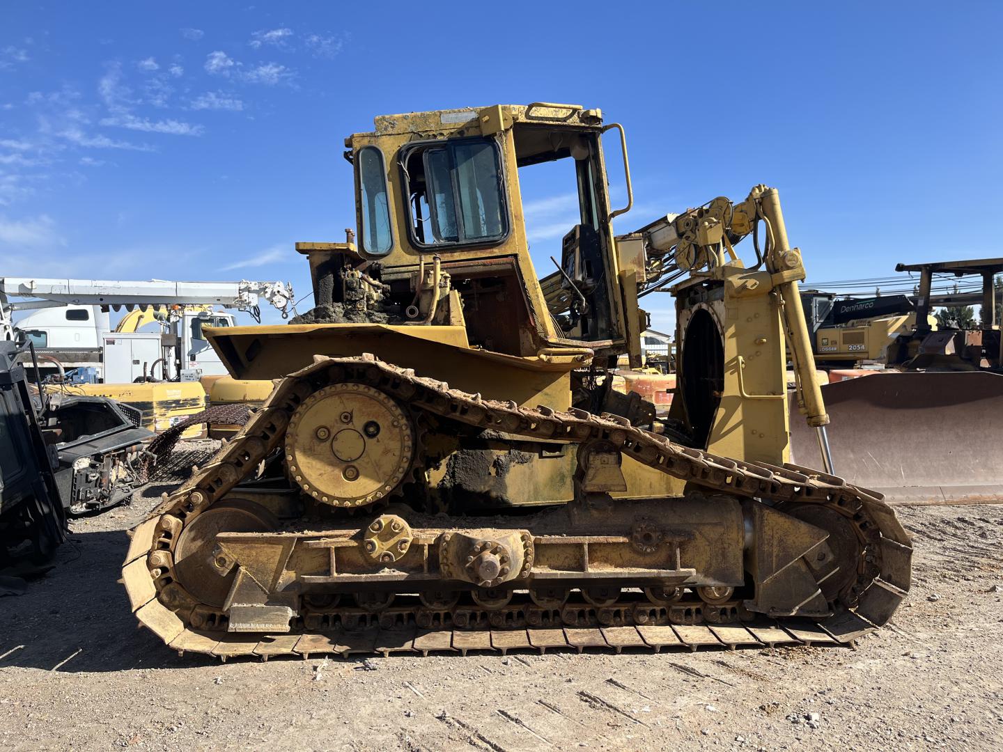 ./imagenes/INVOICE/2019/17379/TAPADOR FRONTAL CATERPILLAR D6HLGP (2).JPG